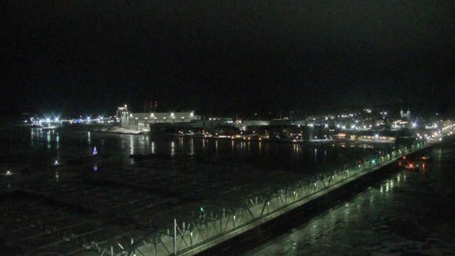 View looking north from the Door County Maritime Museum overlooking the historic Sturgaon Bay Bridge in the Sturgeon Bay. // Image captured at: 2025-12-16 03:06:15 UTC (about 1 min. prior to this post) // Current Temp in Sturgeon Bay: 16.29 F | -8.73 C // Precip: overcast clouds // Wind: WSW at 3.444 mph | 5.54 kph // Humidity: 73%
