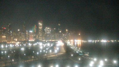 View of Chicago skyline from the roof of the Field Museum of Natural History. // Image captured at: 2025-12-16 05:54:56 UTC (about 12 min. prior to this post) // Current Temp in Chicago: 19.39 F | -7.01 C // Precip: clear sky // Wind: S at 4.608 mph | 7.41 kph // Humidity: 80%