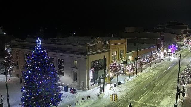 NE view from the intersection of Cass St and Front St in Traverse City with Traverse Bay and Lake Michigan beyond. // Image captured at: 2025-12-16 07:36:04 UTC (about 1 min. prior to this post) // Current Temp in Traverse City: 21.26 F | -5.97 C // Precip: overcast clouds // Wind: S at 5.749 mph | 9.25 kph // Humidity: 78%